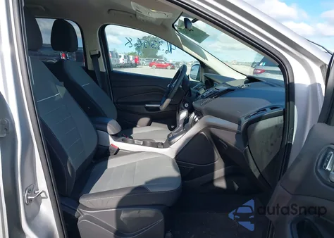2015 Ford Escape Se z USA, uszkodzony, nr VIN 1FMCU9GX8FUB61637